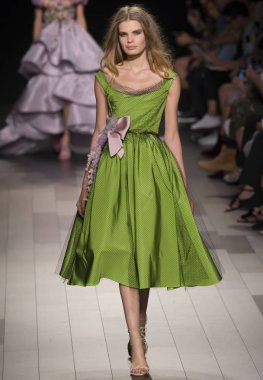 Marchesa show - bahar yaz 2018, New York Moda Haftası