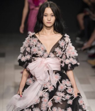 Marchesa show - bahar yaz 2018, New York Moda Haftası