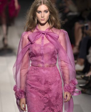 Marchesa show - bahar yaz 2018, New York Moda Haftası