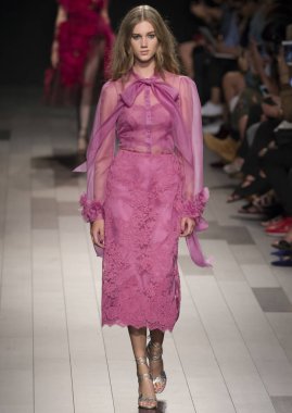 Marchesa show - bahar yaz 2018, New York Moda Haftası