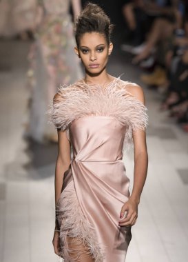 Marchesa show - bahar yaz 2018, New York Moda Haftası