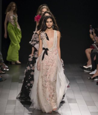 Marchesa show - bahar yaz 2018, New York Moda Haftası