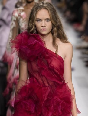 Marchesa show - bahar yaz 2018, New York Moda Haftası