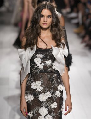 Marchesa show - bahar yaz 2018, New York Moda Haftası