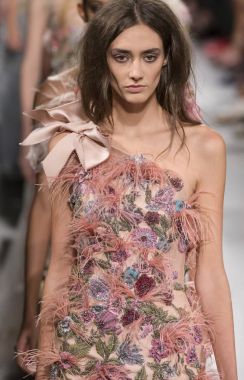 Marchesa show - bahar yaz 2018, New York Moda Haftası