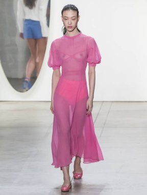 Prabal Gurung show - bahar yaz 2018, New York Moda Haftası