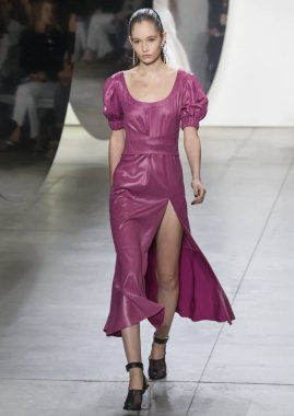 Prabal Gurung show - bahar yaz 2018, New York Moda Haftası