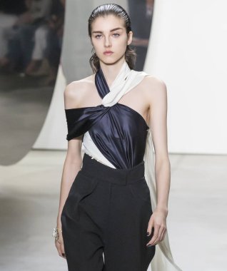 Prabal Gurung show - bahar yaz 2018, New York Moda Haftası