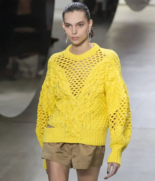 Prabal gurung show - frühling sommer 2018, new york fashion week — Stockfoto