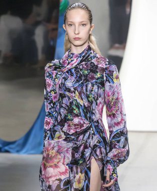 Prabal Gurung show - bahar yaz 2018, New York Moda Haftası