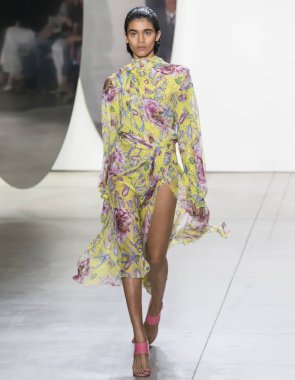Prabal Gurung show - bahar yaz 2018, New York Moda Haftası