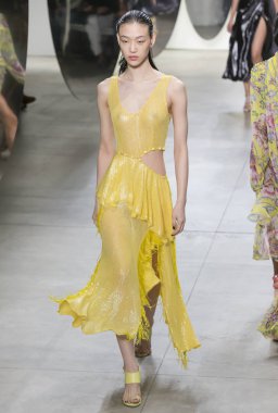 Prabal Gurung show - bahar yaz 2018, New York Moda Haftası
