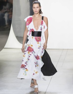 Prabal Gurung show - bahar yaz 2018, New York Moda Haftası