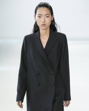 Denibi show - bahar yaz 2018, New York Moda Haftası