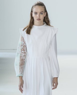 Denibi show - bahar yaz 2018, New York Moda Haftası