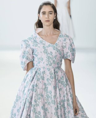 Denibi show - bahar yaz 2018, New York Moda Haftası