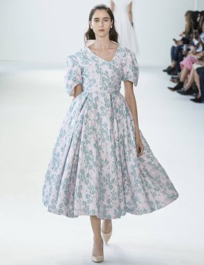 Denibi show - bahar yaz 2018, New York Moda Haftası