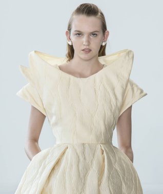 Denibi show - bahar yaz 2018, New York Moda Haftası