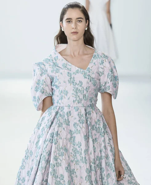 Denibi show - bahar yaz 2018, New York Moda Haftası