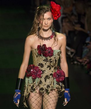 Sarışınlar - bahar yaz 2018, New York Moda Haftası göster