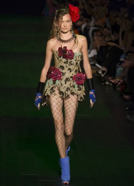 Sarışınlar - bahar yaz 2018, New York Moda Haftası göster