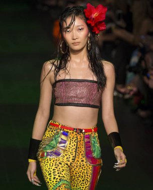 Sarışınlar - bahar yaz 2018, New York Moda Haftası göster