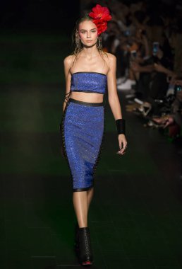 Sarışınlar - bahar yaz 2018, New York Moda Haftası göster