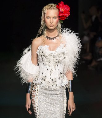 Sarışınlar - bahar yaz 2018, New York Moda Haftası göster