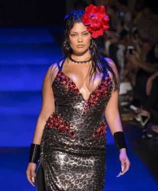 Sarışınlar - bahar yaz 2018, New York Moda Haftası göster