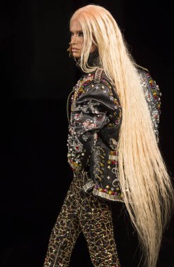 Sarışınlar - bahar yaz 2018, New York Moda Haftası göster