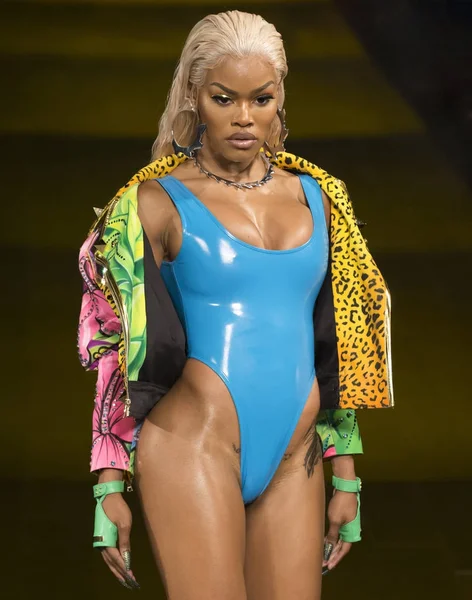 Sarışınlar - bahar yaz 2018, New York Moda Haftası göster