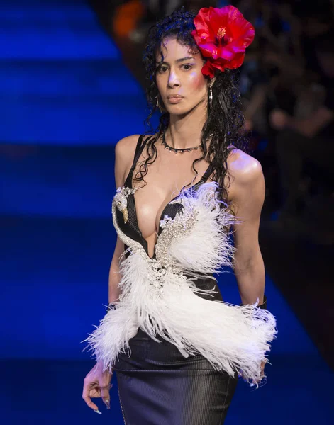 Sarışınlar - bahar yaz 2018, New York Moda Haftası göster