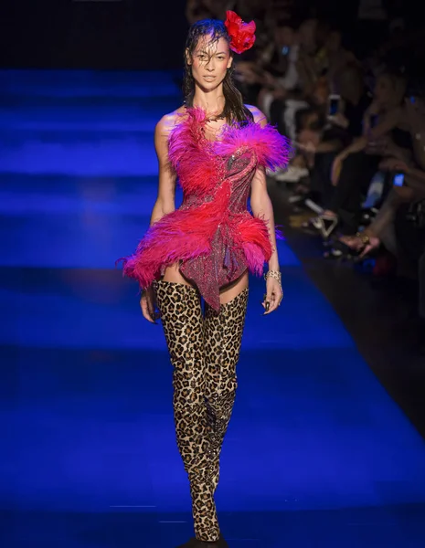 Sarışınlar - bahar yaz 2018, New York Moda Haftası göster