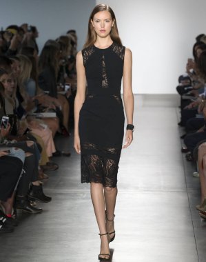 Pamella Roland show - bahar yaz 2018, New York Moda Haftası