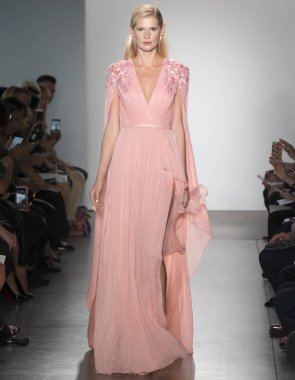 Pamella Roland show - bahar yaz 2018, New York Moda Haftası