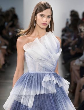 Pamella Roland show - bahar yaz 2018, New York Moda Haftası