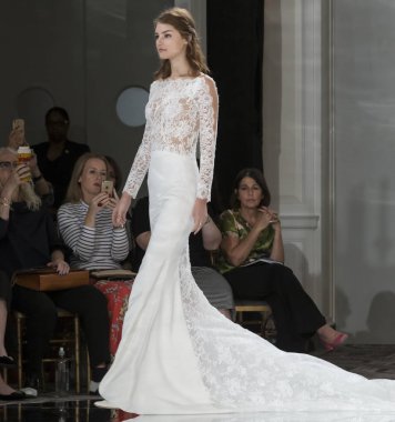 Pronovias - Güz 2018 koleksiyonu - New York moda hafta gelin