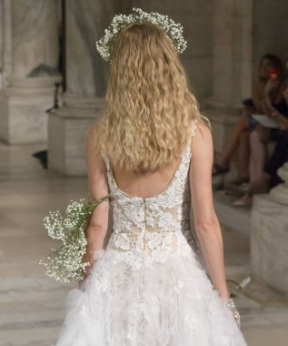 Reem Acra - Güz 2018 koleksiyonu - New York moda hafta gelin