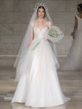 Reem Acra - Güz 2018 koleksiyonu - New York moda hafta gelin