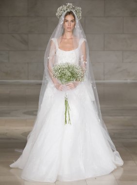 Reem Acra - Güz 2018 koleksiyonu - New York moda hafta gelin