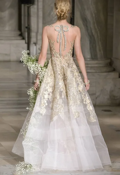 Reem Acra - Güz 2018 koleksiyonu - New York moda hafta gelin