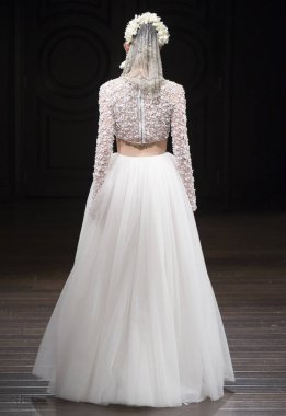 Naeem Khan - Güz 2018 koleksiyonu - New York moda hafta gelin