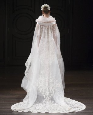 Naeem Khan - Güz 2018 koleksiyonu - New York moda hafta gelin