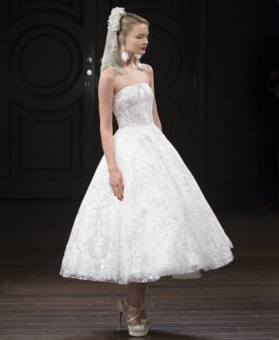 Naeem Khan - Güz 2018 koleksiyonu - New York moda hafta gelin