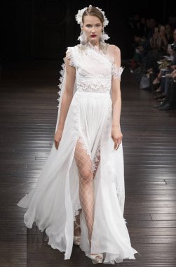 Naeem Khan - Güz 2018 koleksiyonu - New York moda hafta gelin