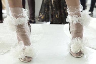 Marchesa - Güz 2018 koleksiyonu - New York moda hafta gelin
