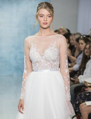 Theia - Güz 2018 koleksiyonu - New York moda hafta gelin