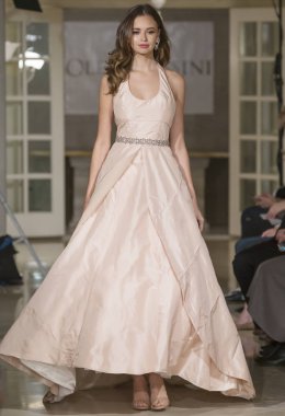 Oleg Cassini - Güz 2018 koleksiyonu - New York moda hafta Brid