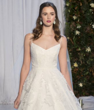 Anne Barge - Güz 2018 koleksiyonu - New York moda hafta gelin