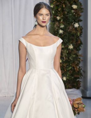 Anne Barge - Güz 2018 koleksiyonu - New York moda hafta gelin